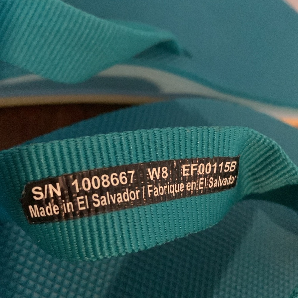 Teva Teal Blue Flip Flops w/yellow sole sz 8 - Picture 6 of 8